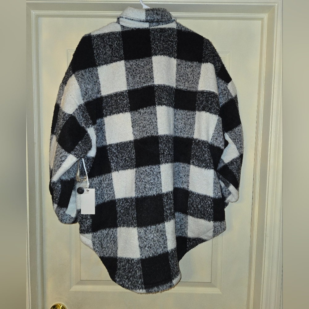 NWT Good American Oversized Plaid Shacket - Picture 7 of 10
